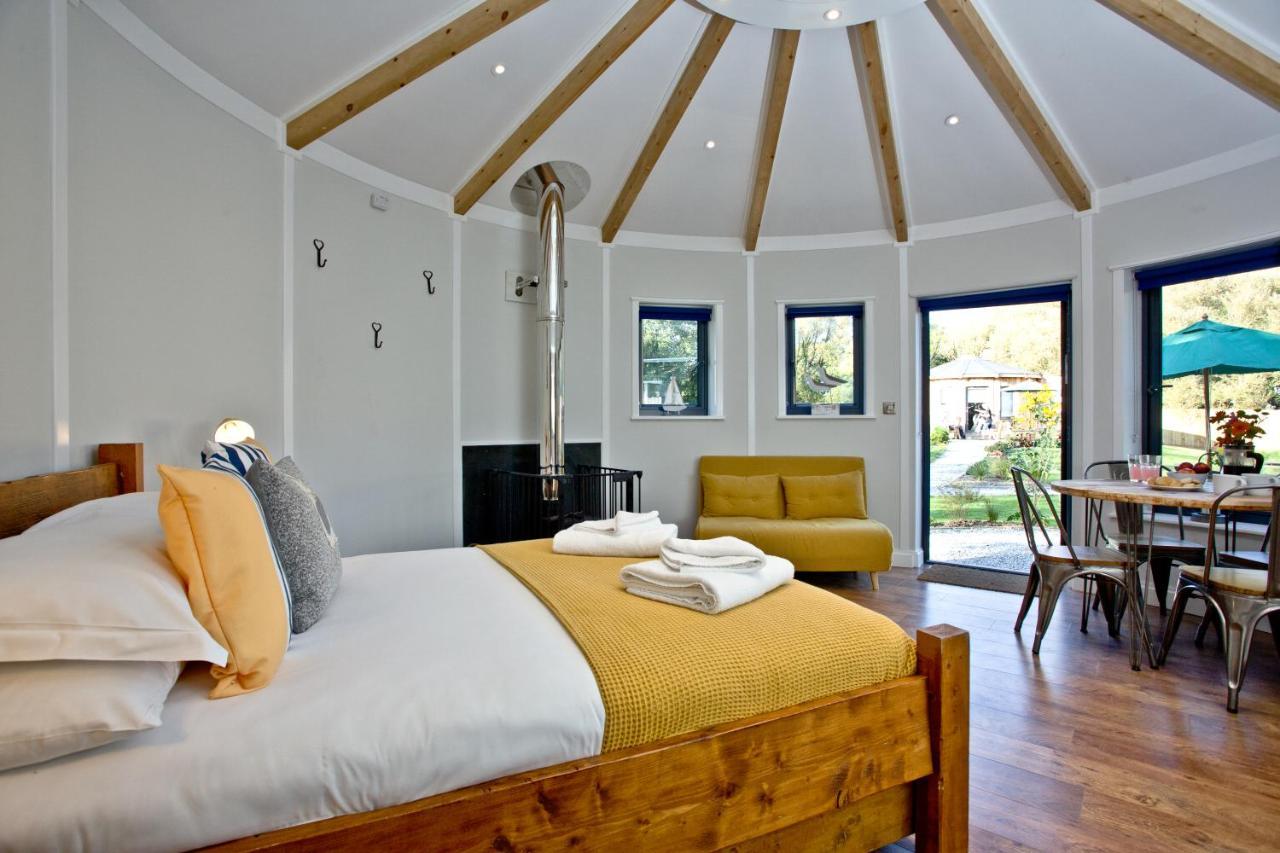 فيلا East Thorne Glamping بود المظهر الخارجي الصورة