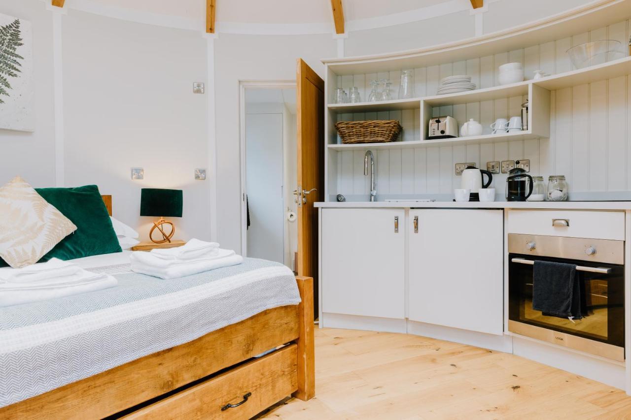 فيلا East Thorne Glamping بود المظهر الخارجي الصورة