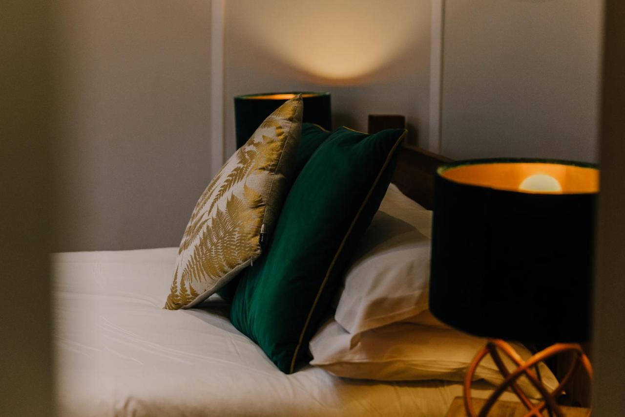 فيلا East Thorne Glamping بود المظهر الخارجي الصورة